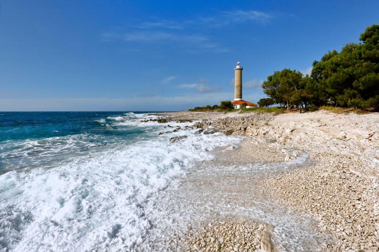 Holiday Home On Dugi Otok - Otok Brbinj Exteriér fotografie